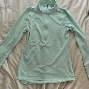 Under Armor running quarter-zip size XS